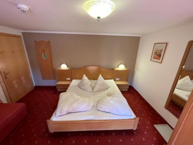 Pension Edelweiss Breitenbach am Inn Exteriör bild