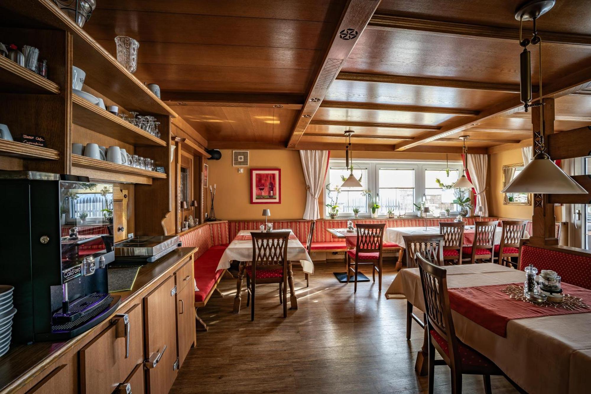 Pension Edelweiss Breitenbach am Inn Exteriör bild