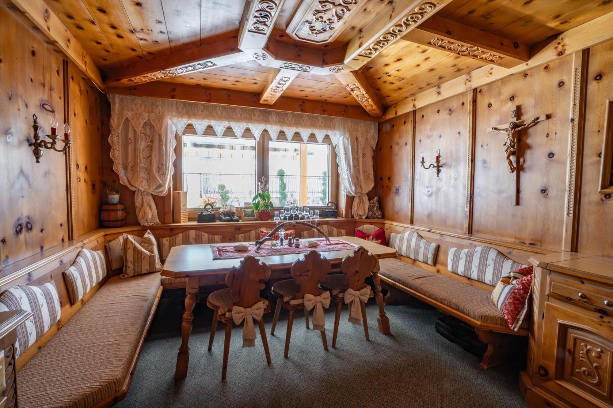Pension Edelweiss Breitenbach am Inn Exteriör bild