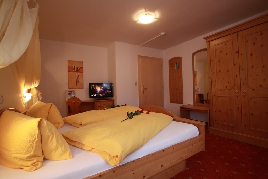 Pension Edelweiss Breitenbach am Inn Rum bild