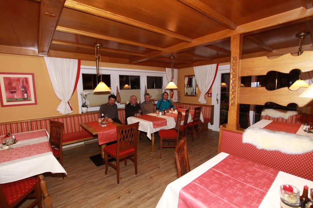Pension Edelweiss Breitenbach am Inn Exteriör bild